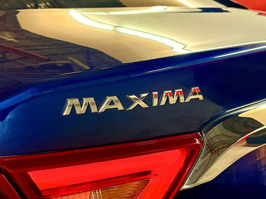 2016 Nissan Maxima Image 19