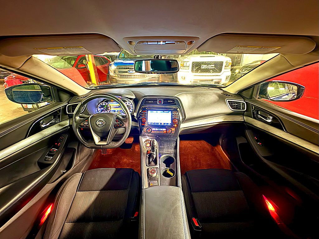 2016 Nissan Maxima Image 22