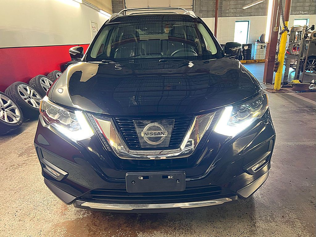 2017 Nissan Rogue Image 4