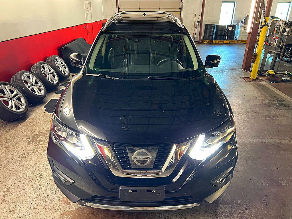 2017 Nissan Rogue Image 5