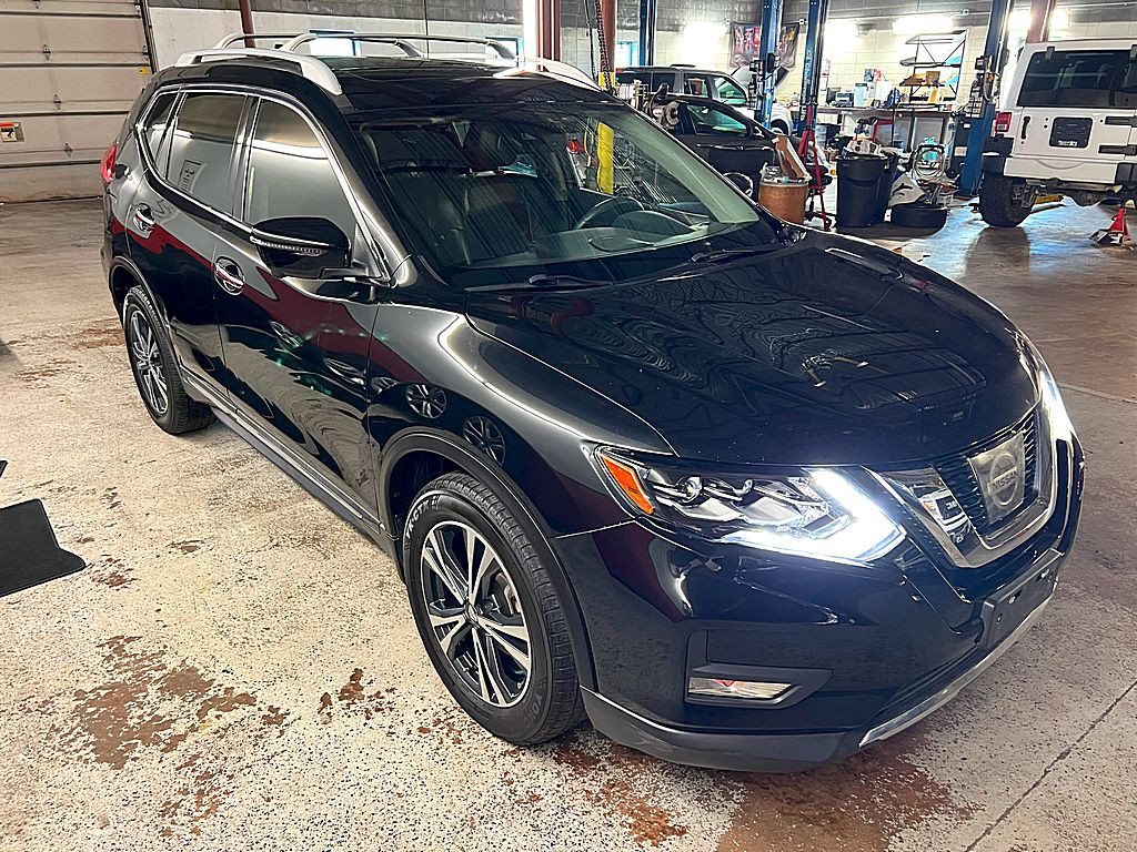 2017 Nissan Rogue Image 11