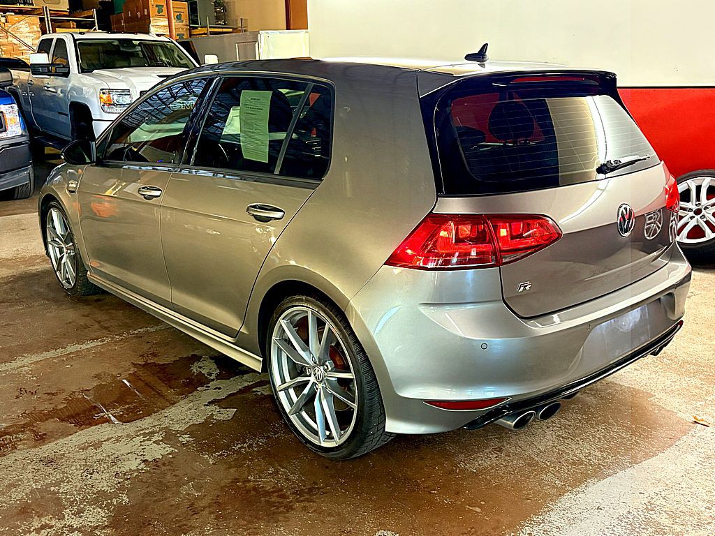 2017 Volkswagen Golf Image 5