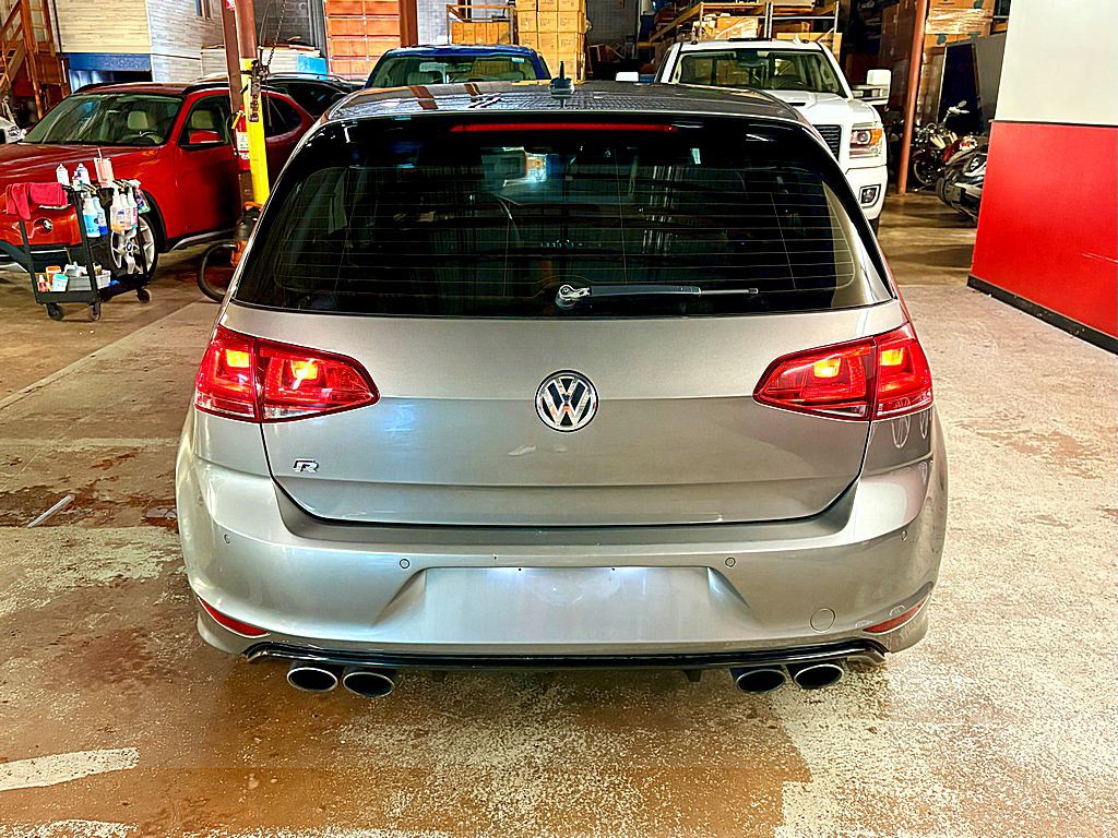 2017 Volkswagen Golf Image 6