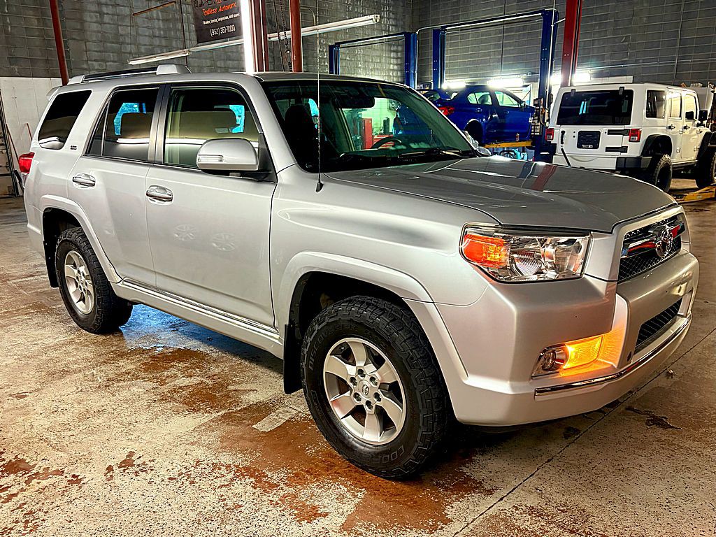 2011 Toyota 4Runner Image 8