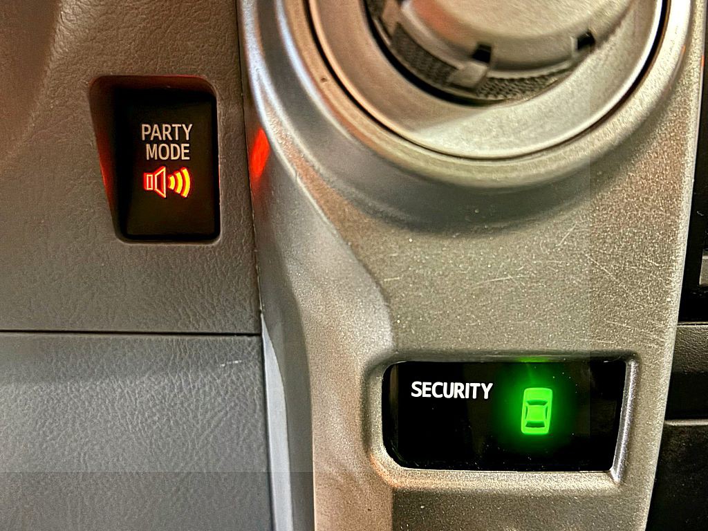 2011 Toyota 4Runner Image 15