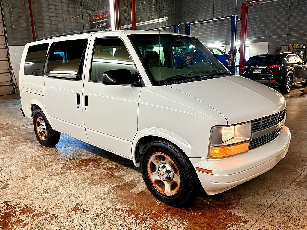 2005 Chevrolet Astro Image 8