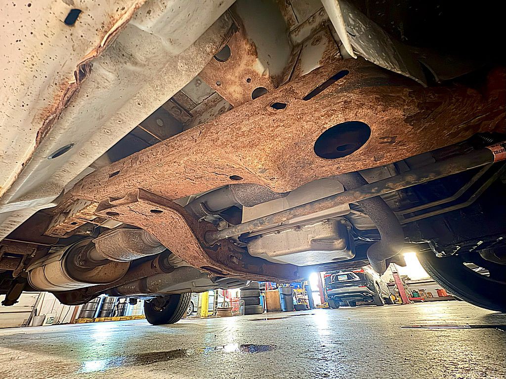 2005 Chevrolet Astro Image 29