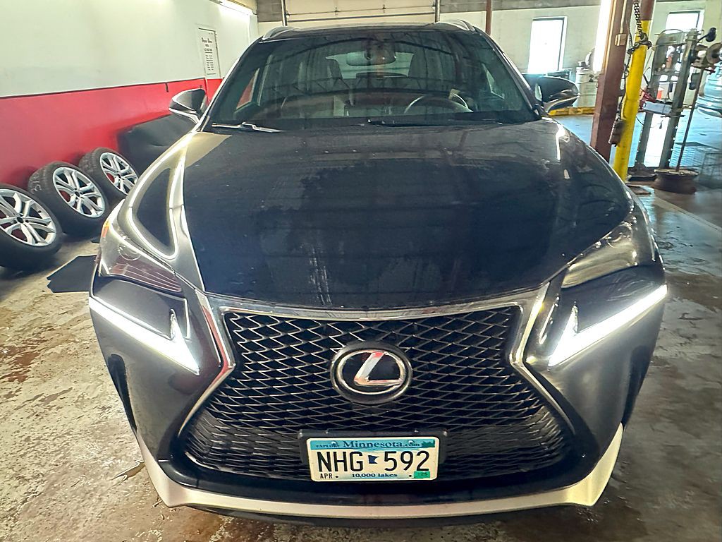 2015 Lexus NX Image 9