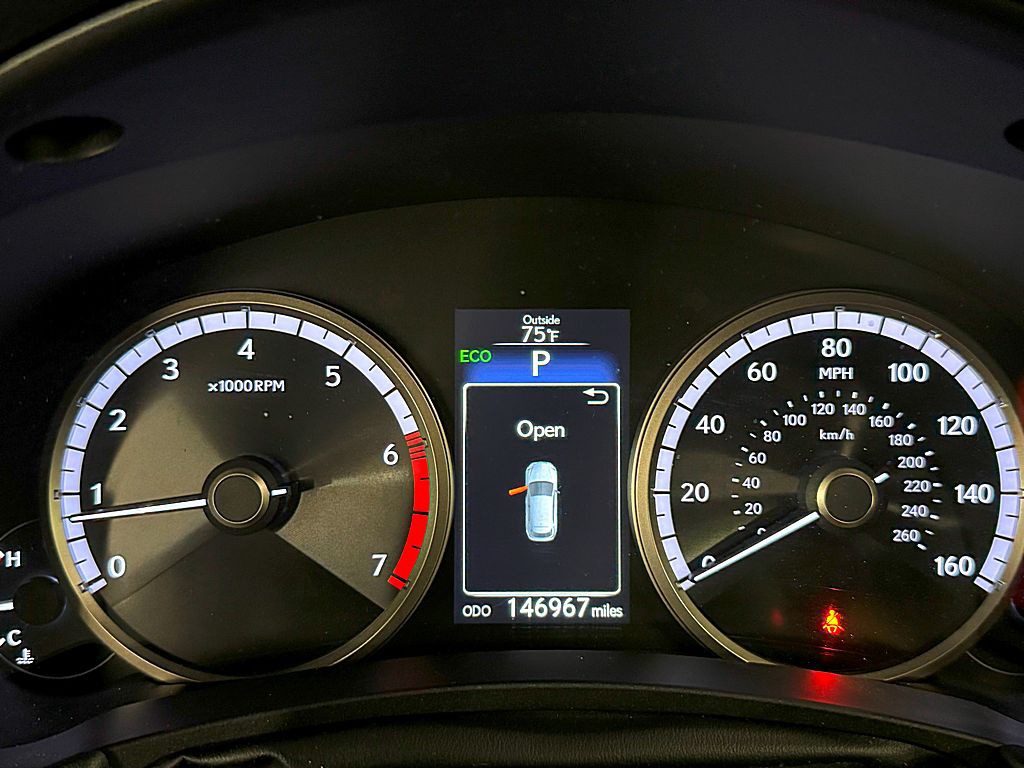 2015 Lexus NX Image 12