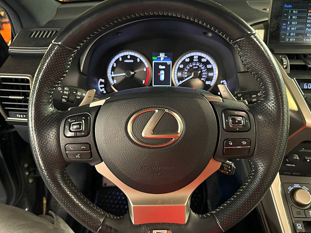 2015 Lexus NX Image 13