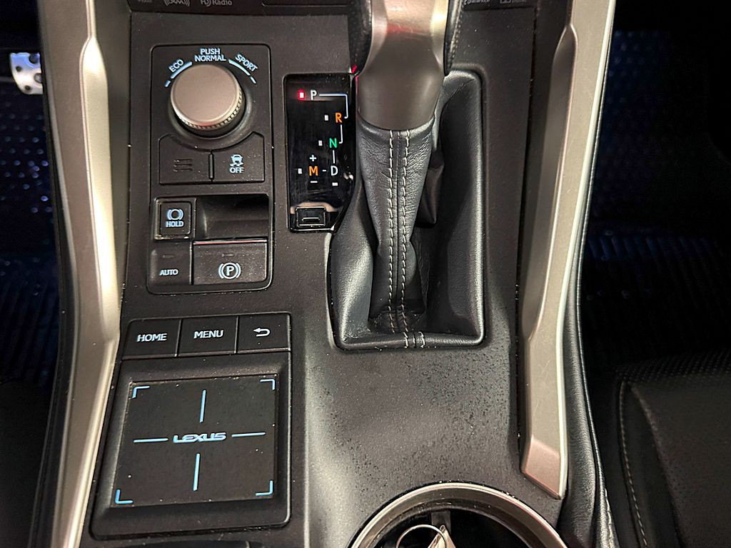 2015 Lexus NX Image 14