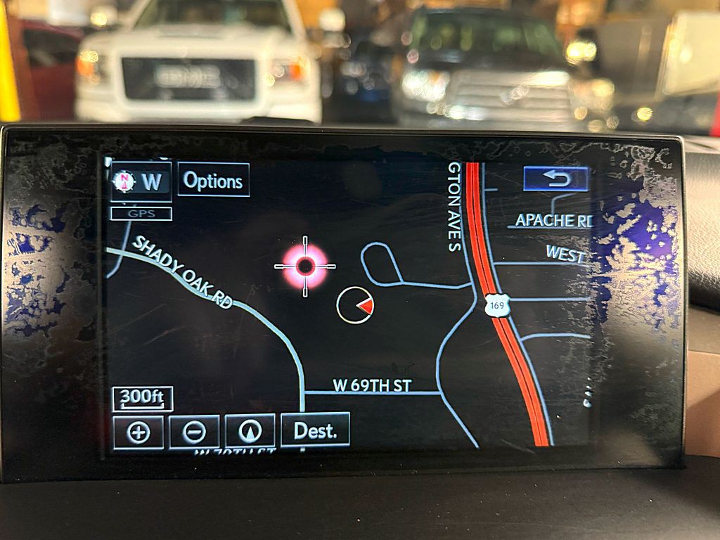 2015 Lexus NX Image 17