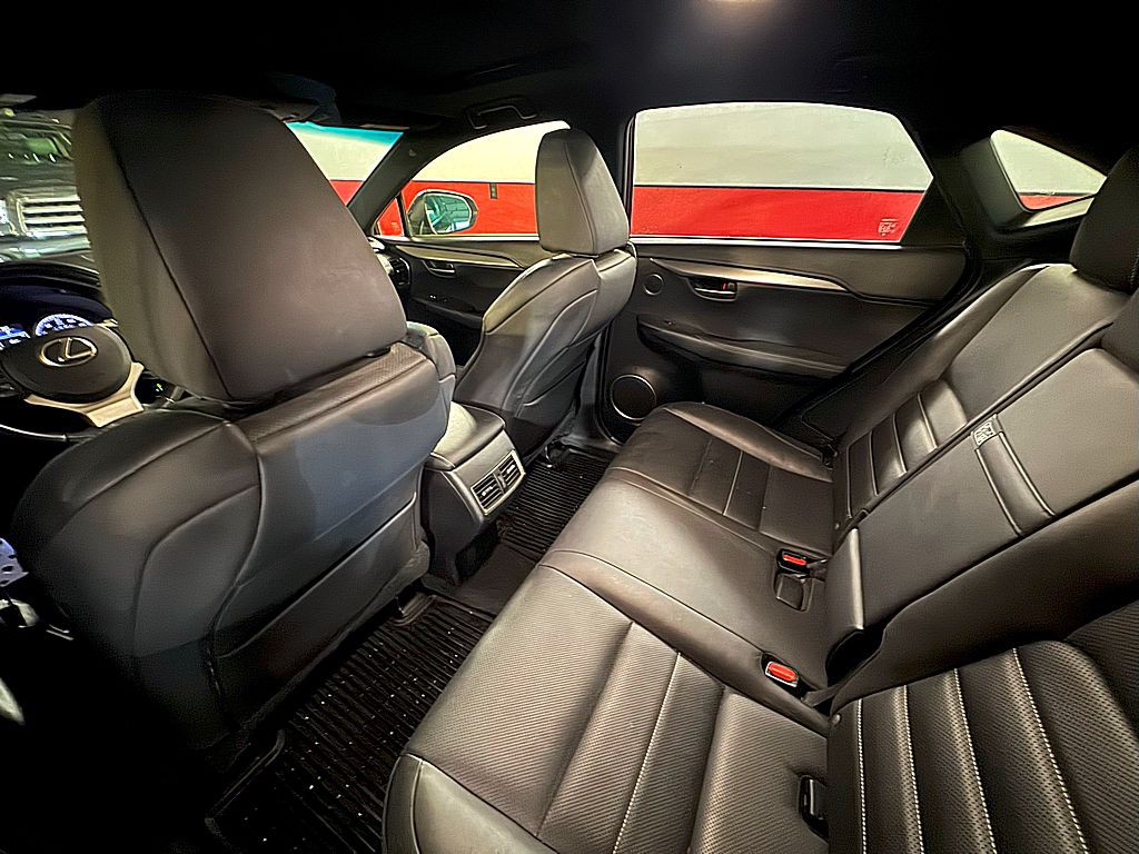 2015 Lexus NX Image 20