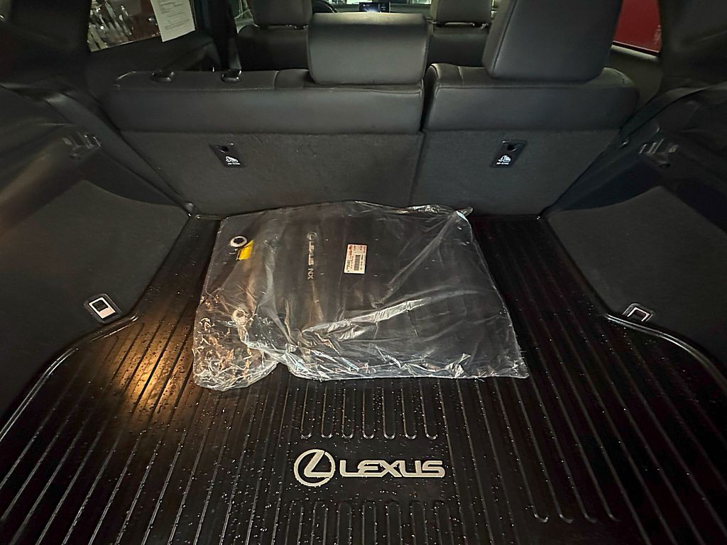 2015 Lexus NX Image 22