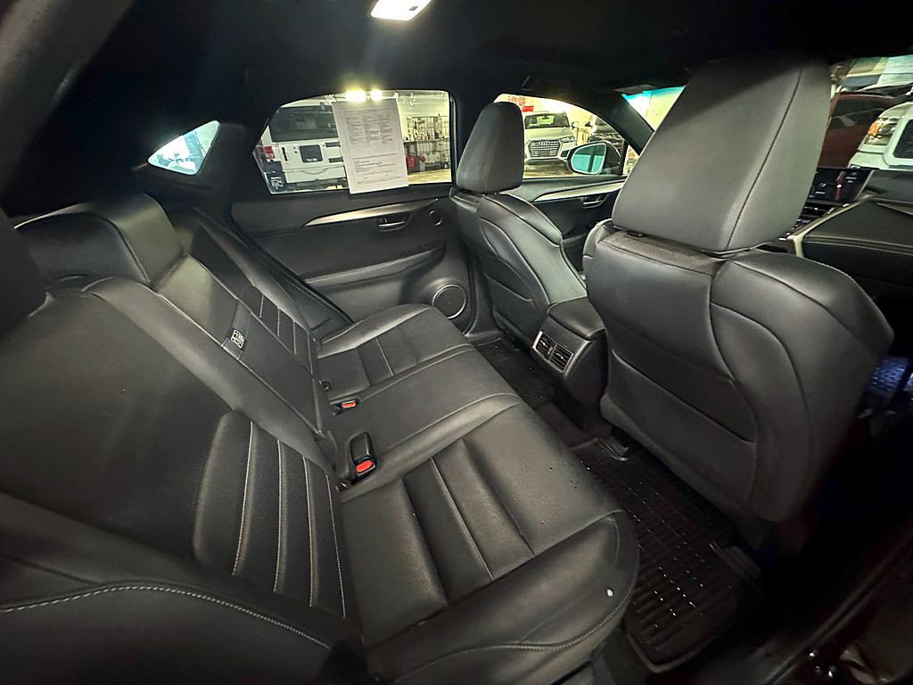 2015 Lexus NX Image 23