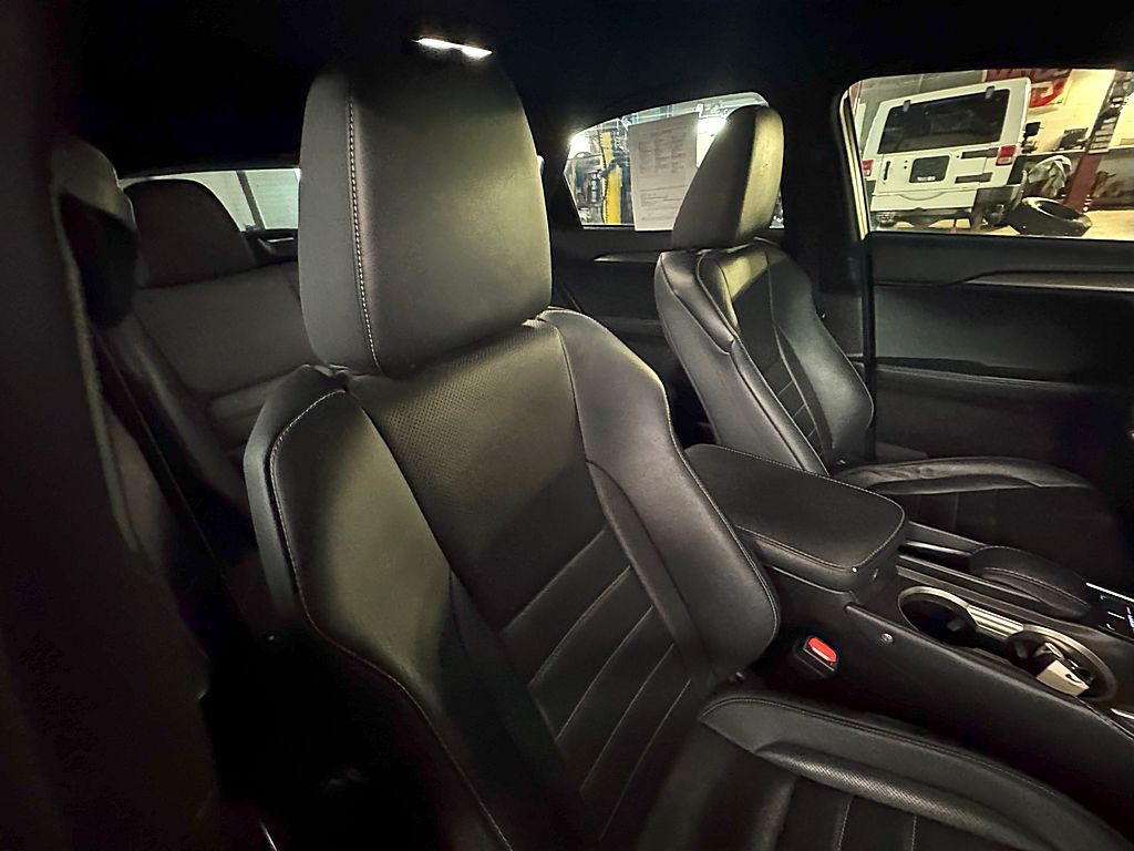 2015 Lexus NX Image 26