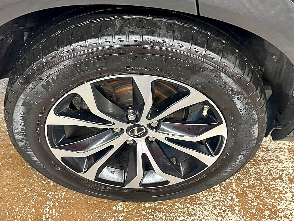 2015 Lexus NX Image 27