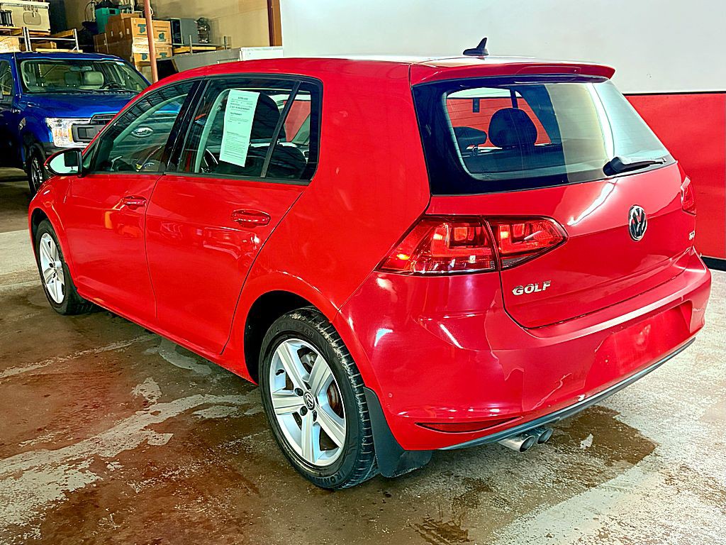 2015 Volkswagen Golf Image 5