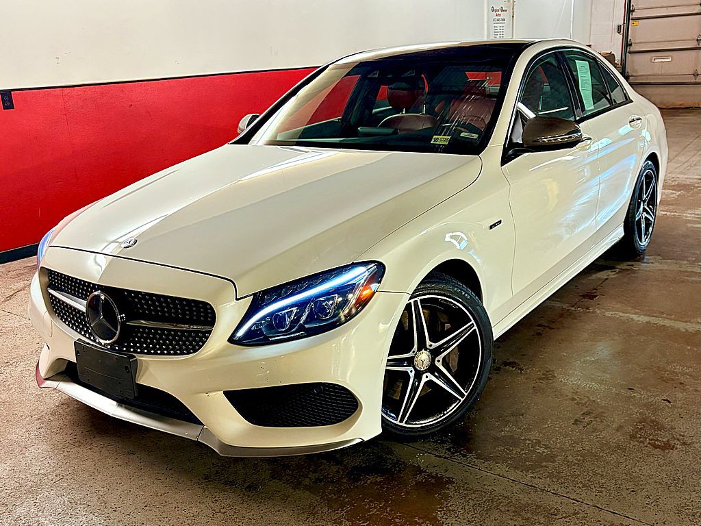 2016 Mercedes-Benz C-Class Image 1