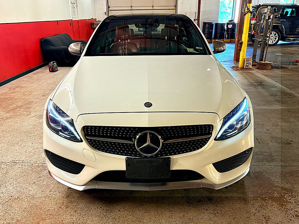2016 Mercedes-Benz C-Class Image 9