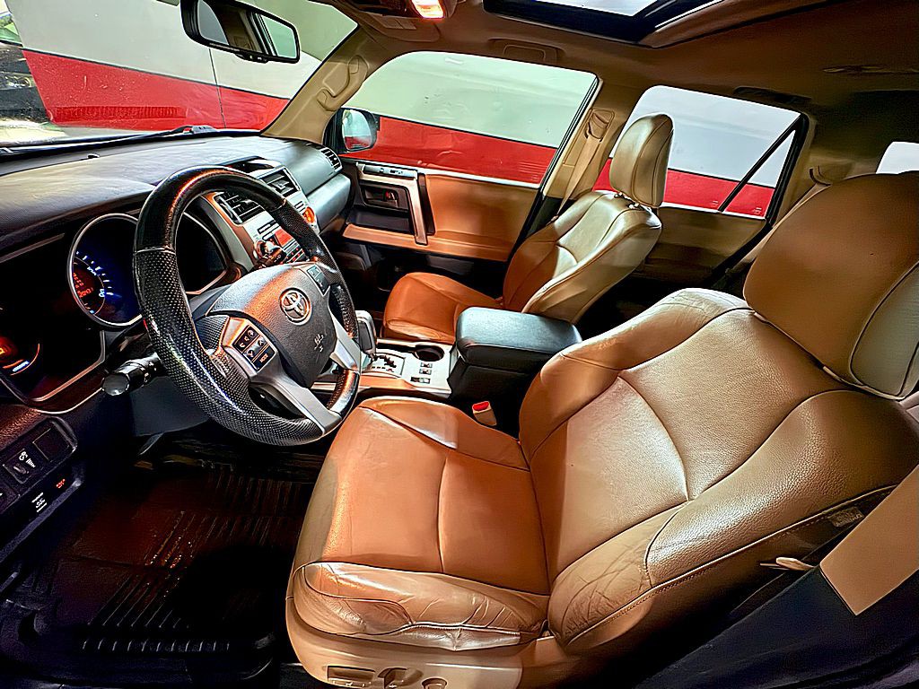 2010 Toyota 4Runner Image 9