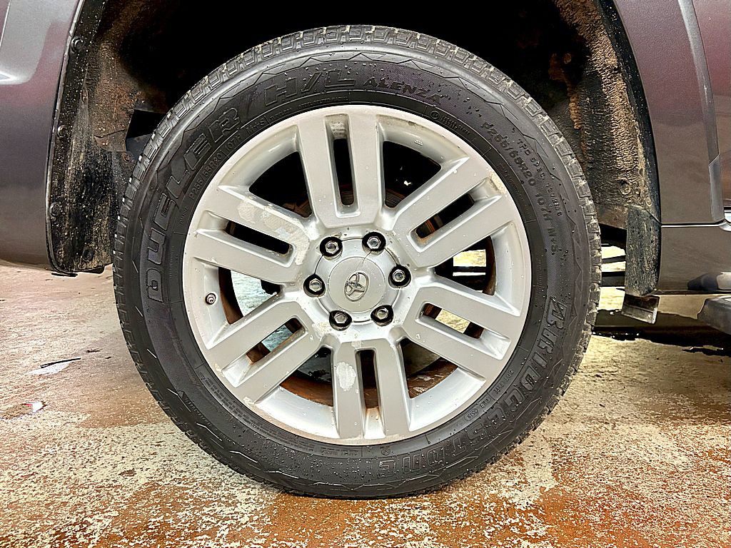 2010 Toyota 4Runner Image 29