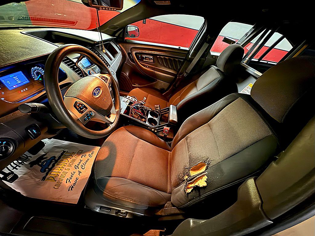 2013 Ford Taurus Image 10