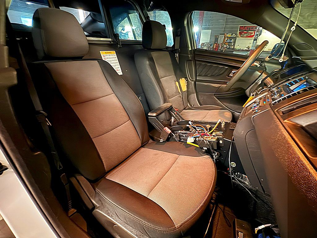 2013 Ford Taurus Image 21