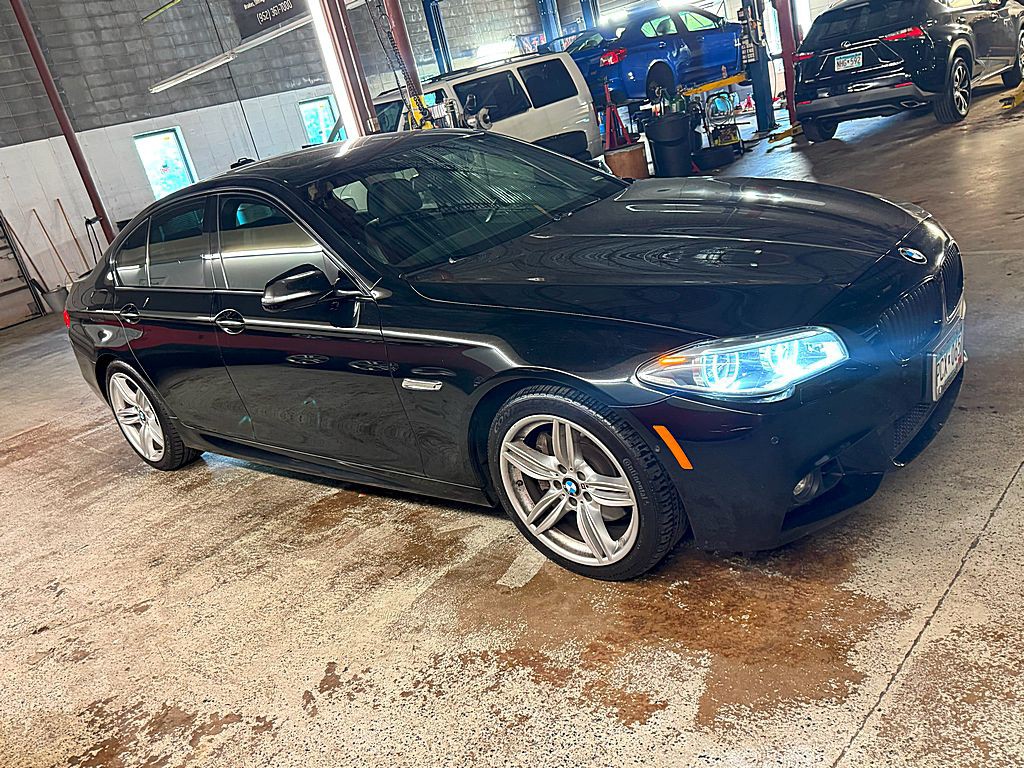2016 BMW 5 Series Image 8