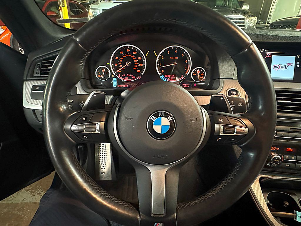 2016 BMW 5 Series Image 14