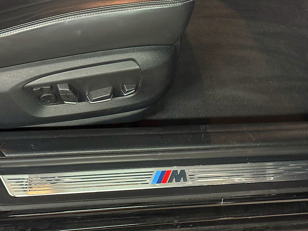 2016 BMW 5 Series Image 29