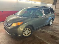 Image for 2012 Toyota Sienna LE ID: 6778176