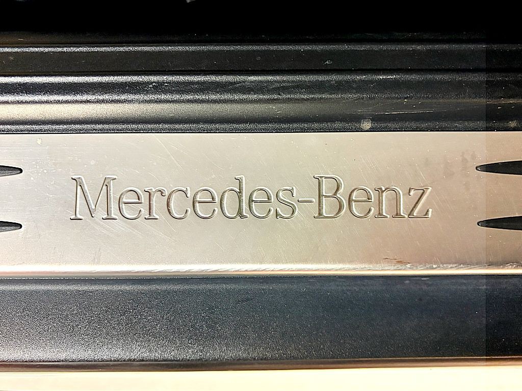 2010 Mercedes-Benz SLK-Class Image 23