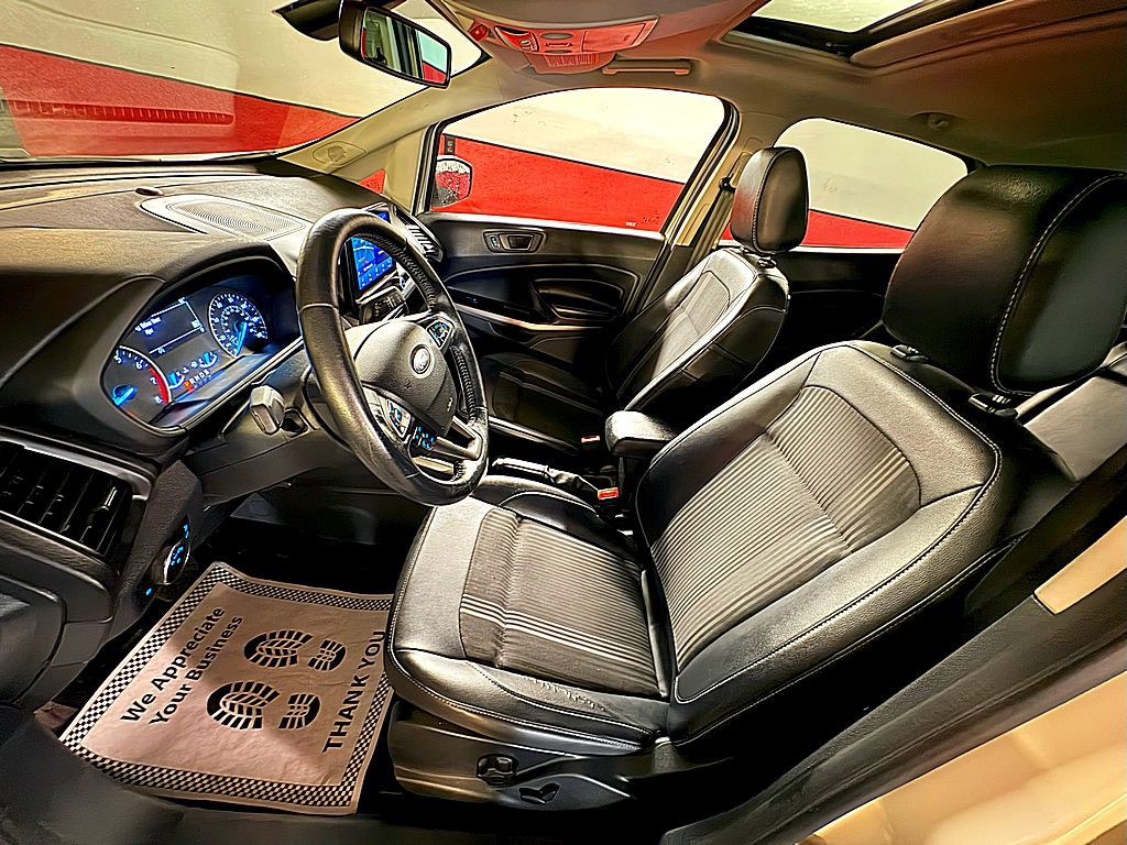 2020 Ford Econoline Image 10