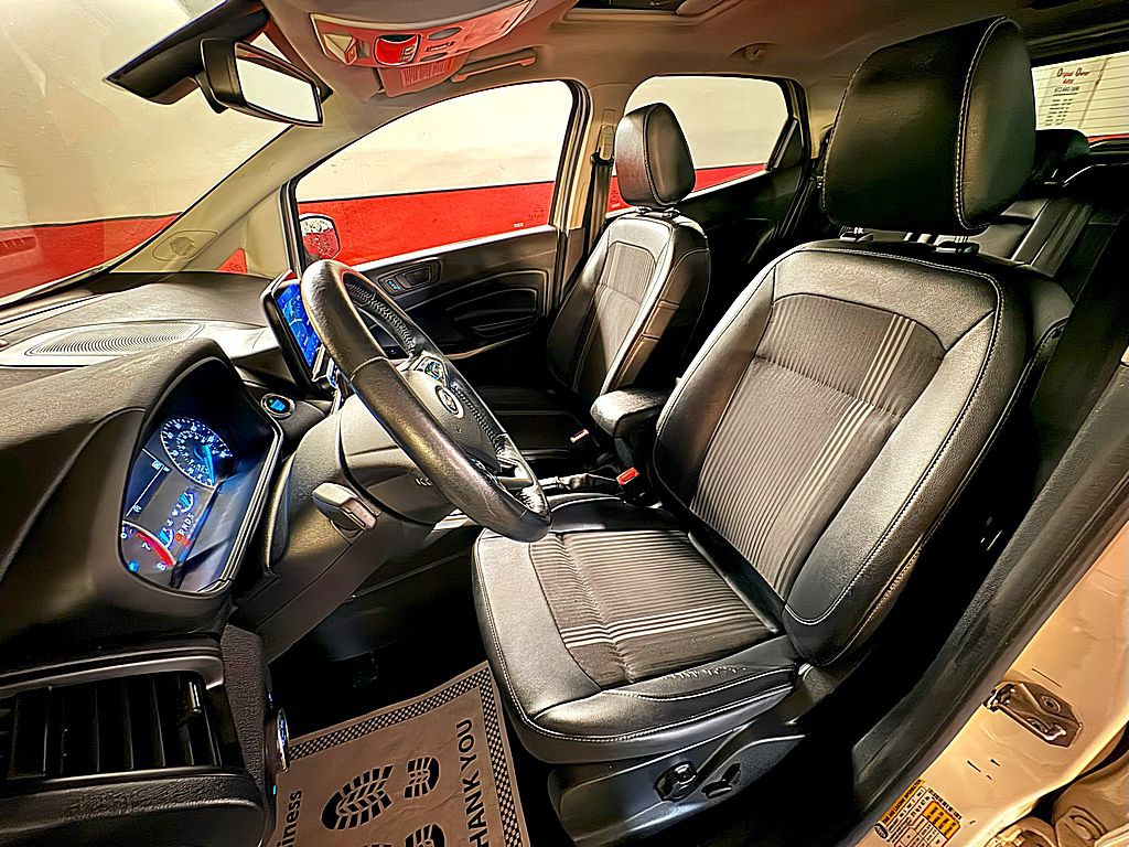 2020 Ford Econoline Image 11