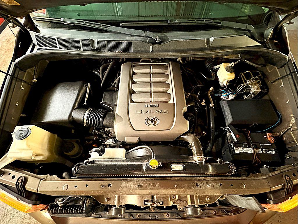 2008 Toyota Tundra Image 2