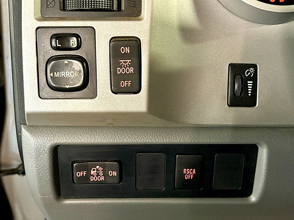 2008 Toyota Tundra Image 17