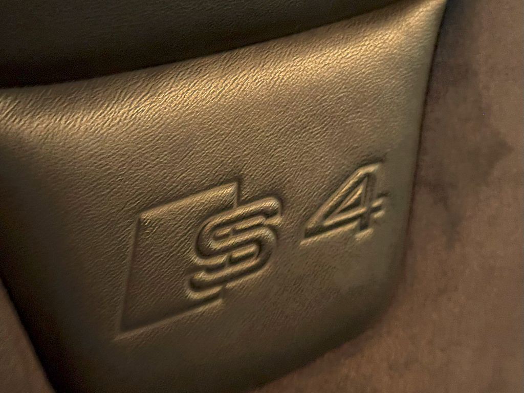 2011 Audi S4 Image 23