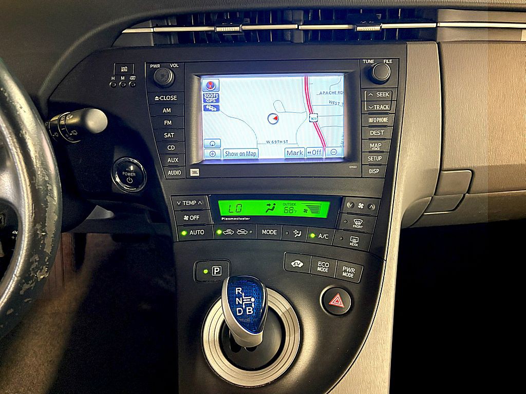 2010 Toyota Prius Image 14