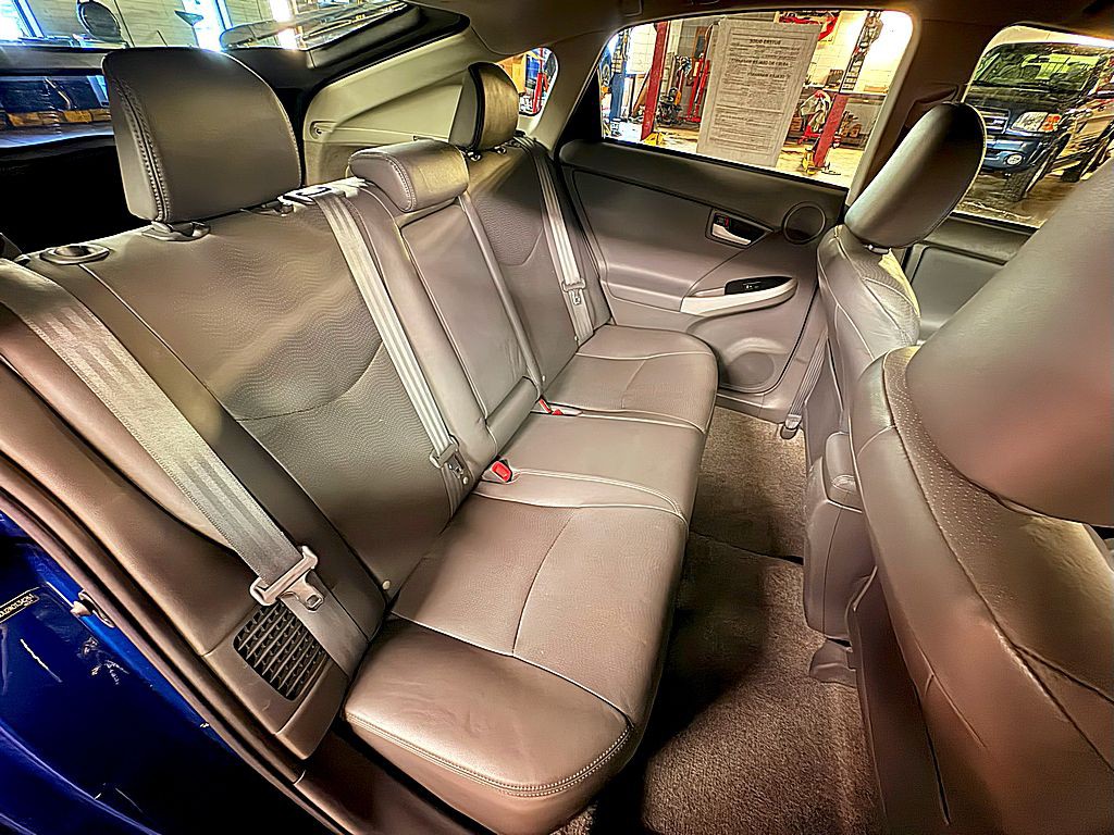 2010 Toyota Prius Image 24