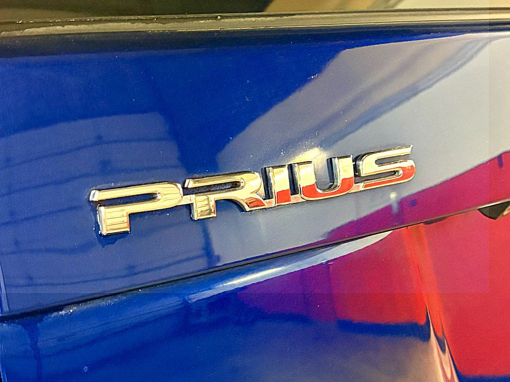 2010 Toyota Prius Image 28