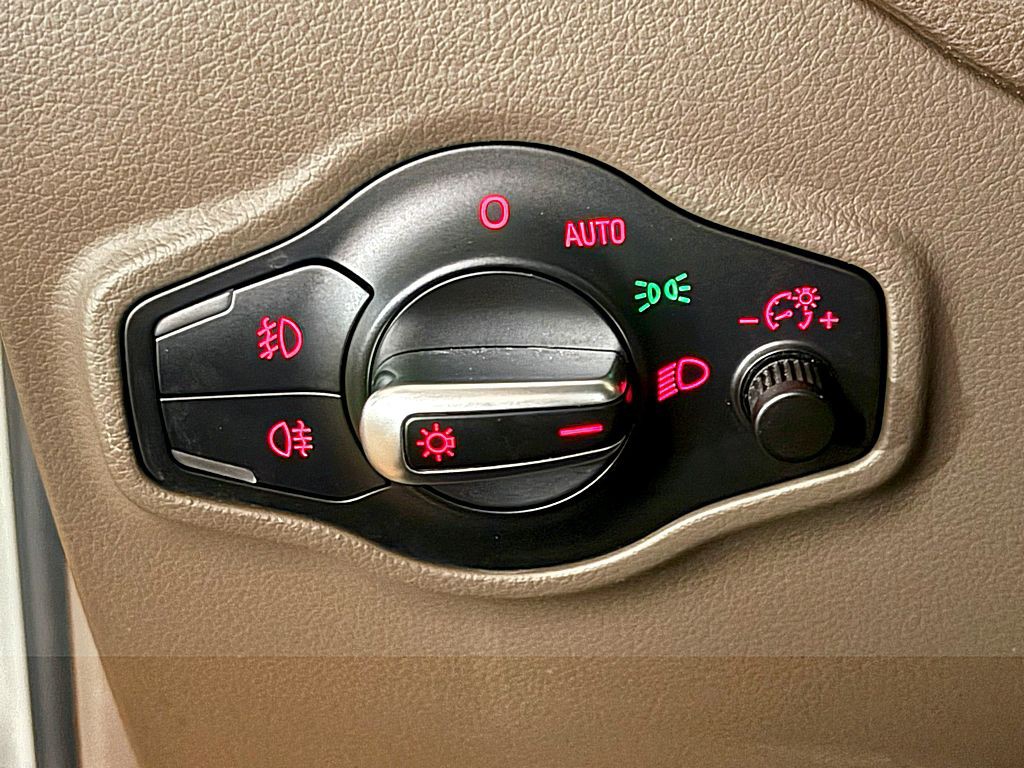 2016 Audi Q5 Image 16