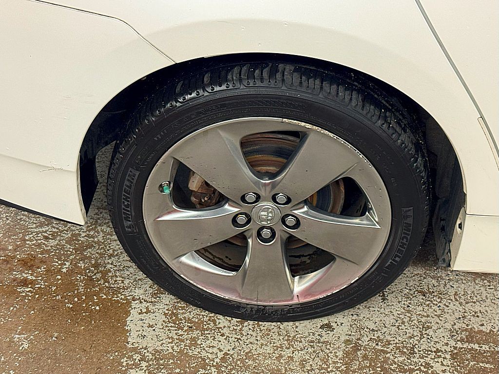 2013 Toyota Prius Image 21