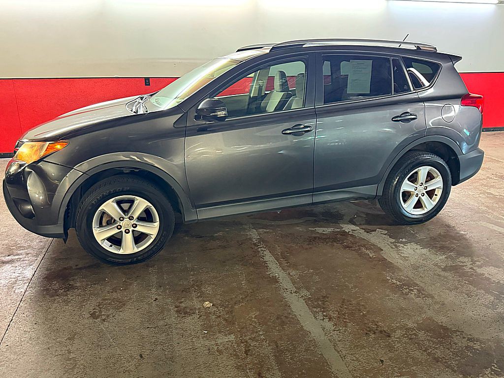 2013 Toyota Rav4 Image 4