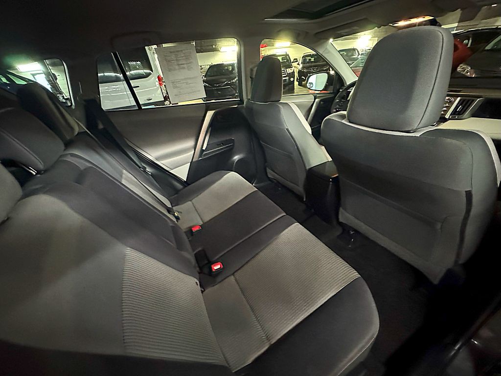 2013 Toyota Rav4 Image 19