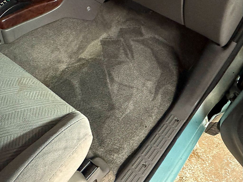 2001 Toyota 4Runner Image 23