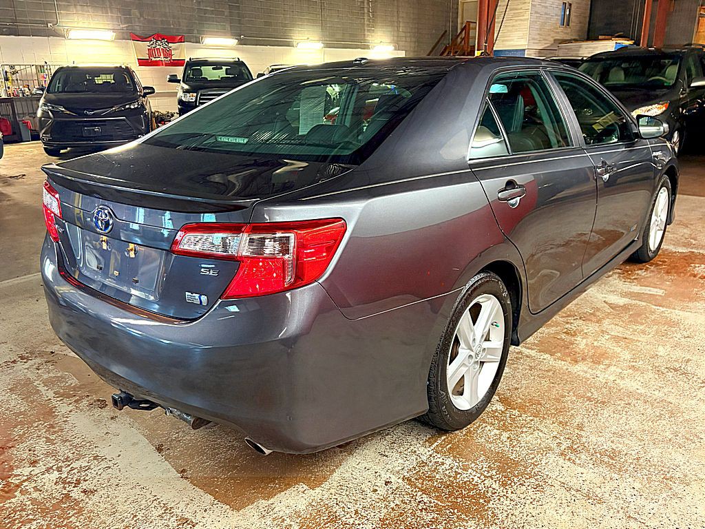 2014 Toyota Camry Image 7