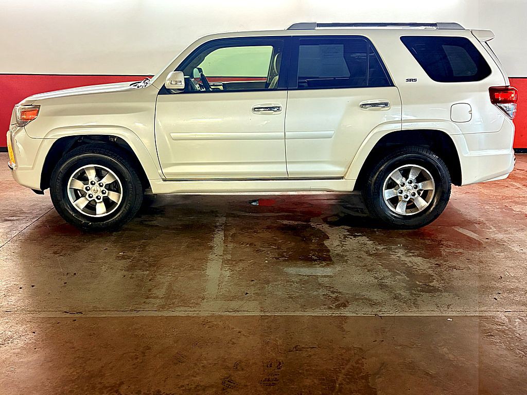 2012 Toyota 4Runner Image 4
