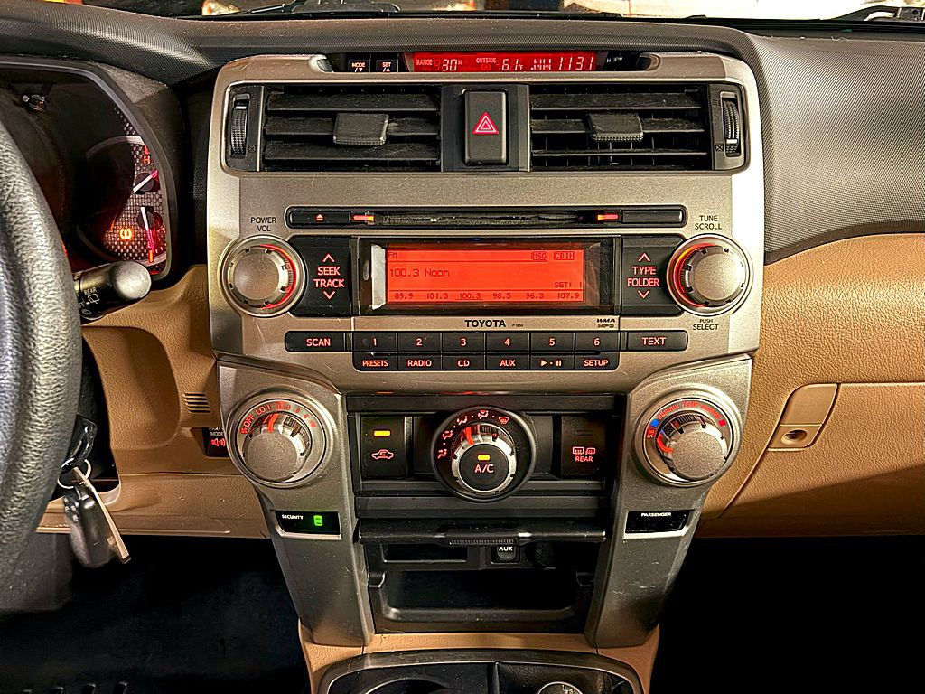 2012 Toyota 4Runner Image 14