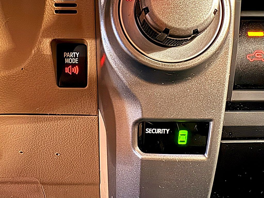 2012 Toyota 4Runner Image 17